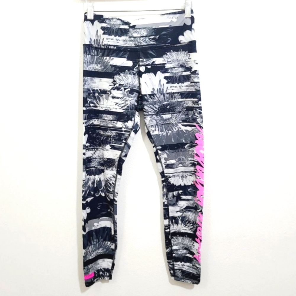 Betsey Johnson Floral Yoga Athletic Legging Pink